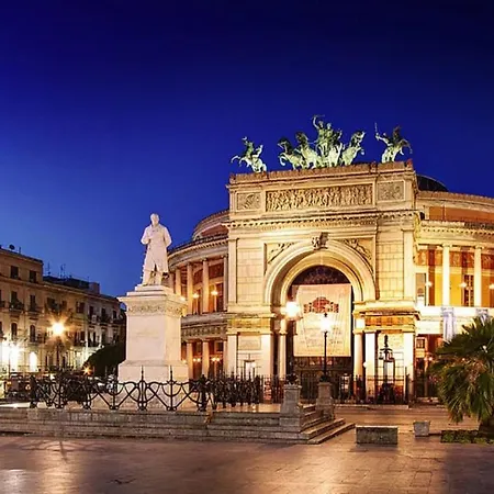 Al Politeama Casa Vacanze * Palermo